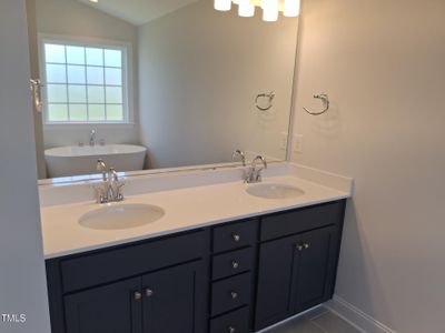 New construction Single-Family house 1055 Tulloch Ct, Unit 202, Burlington, NC 27215 - image 6