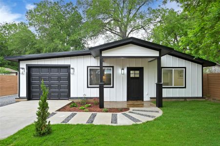 New construction Single-Family house 1006 Cherico St, Austin, TX 78702 null- photo 0