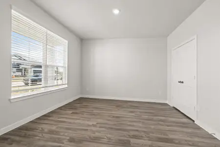 New construction Single-Family house 130 Water Grass Trl, Clute, TX 77531 plan Sinclair - image 10