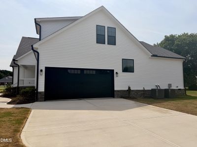 New construction Single-Family house 200 Friendswood Dr, Goldsboro, NC 27530 - image