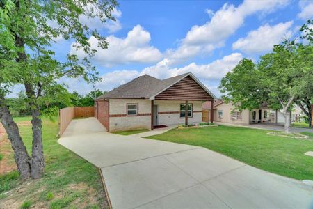 New construction Single-Family house 3105 N Pecan St, Fort Worth, TX 76106 - image