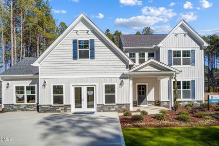 New construction Single-Family house 815 Magnolia Acres Ln, Fuquay Varina, NC 27526 - image