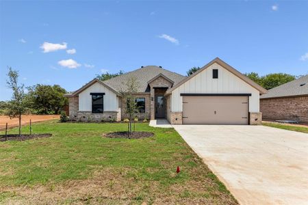 New construction Single-Family house 736 Jameson, Springtown, TX 76082 - photo 0 0