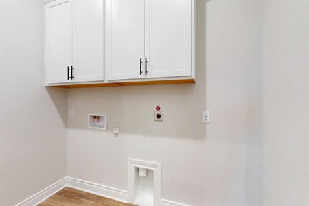 New construction Single-Family house 108 Red Camella Dr, Georgetown, TX 78628 Trinity II - C- photo 35 35