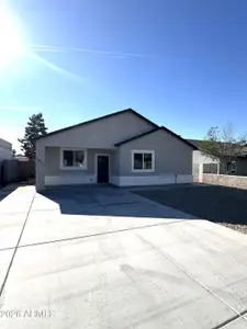 New construction Single-Family house 2057 E Orange St, Tempe, AZ 85281 - image
