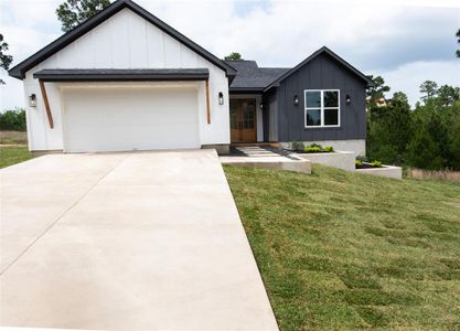 New construction Single-Family house 100 Mahalo Ct, Bastrop, TX 78602 null- photo 0
