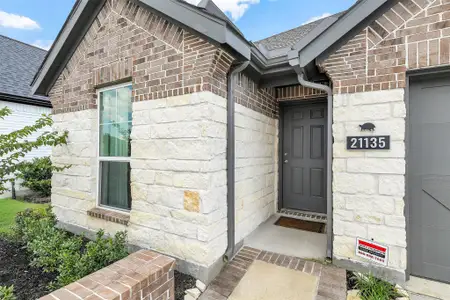 New construction Single-Family house 21135 Austin Chalk Dr, Cypress, TX 77433 plan Enclave Series - Maldives - image