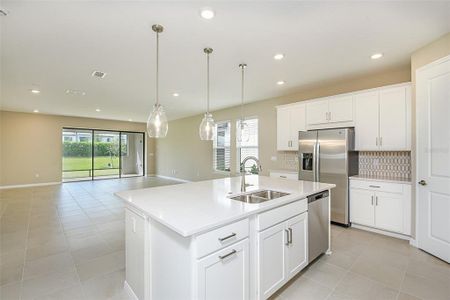 New construction Single-Family house 1946 Longliner Loop, Wesley Chapel, FL 33543 Bermuda- photo 5 5