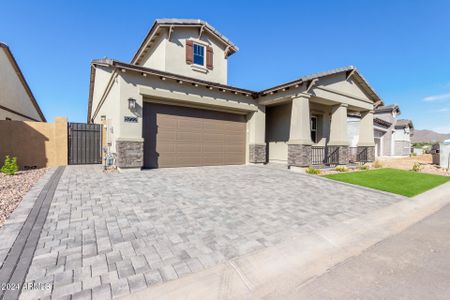 New construction Single-Family house 5722 E Sierra Morena St, Mesa, AZ 85215 Residence 3- photo 1 1