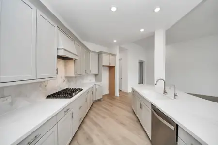 New construction Single-Family house 17016 Sweet Iris Ct, Conroe, TX 77302 plan Fredericksburg - image