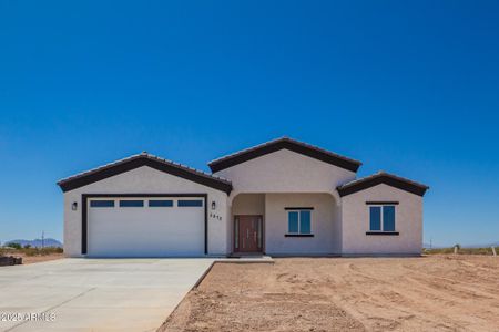 New construction Single-Family house 5870 N 382Nd Ln, Tonopah, AZ 85354 - image