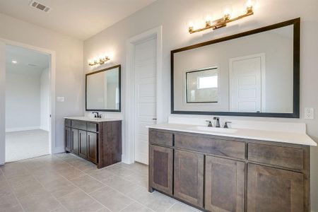 New construction Single-Family house 2321 Aleman St, Waxahachie, TX 75167 - image 8