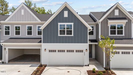 New construction Townhouse house 626 Brittany Court, Durham, NC 27703 - photo 0