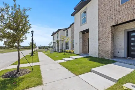New construction Townhouse house 4315 Fayetteville Ave, Rowlett, TX 75089 - image