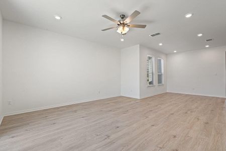 New construction Single-Family house 424 Treadwell Ln, Kyle, TX 78640 plan Hondo - image 19