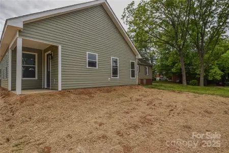New construction Single-Family house 407 Chambers St, Statesville, NC 28677 - image