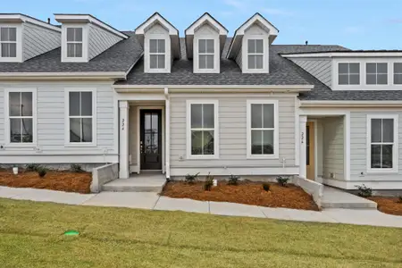 New construction Townhouse house 224 Lake Greenwood Blvd, Greenwood, SC 29649 - image