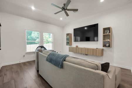 New construction Single-Family house 11696 Whirlaway Dr, Willis, TX 77318 plan Pinehurst - image 18