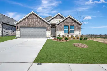 New construction Single-Family house 5003 Bee Balm Ln, Sanger, TX 76266 plan Pizarro - 40' Smart Series - image