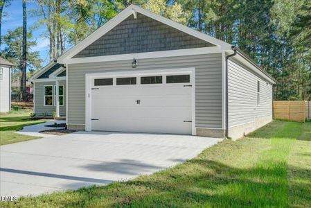New construction Single-Family house 125 Davis St, Louisburg, NC 27549 - image