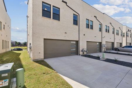 New construction Townhouse house 1250 Daybreak Dr, Allen, TX 75013 - image