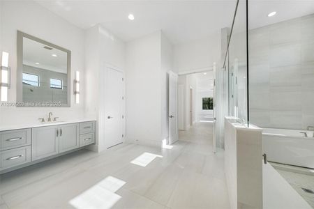 New construction Single-Family house 11900 Sw 14Th Pl, Davie, FL 33325 plan The Laurel Home - image 14