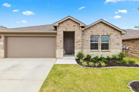 New construction Single-Family house 537 Bronze Cir W, Springtown, TX 76082 null- photo 0
