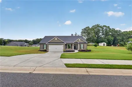 New construction Single-Family house 198 Advent Dr, Winder, GA 30680 - image