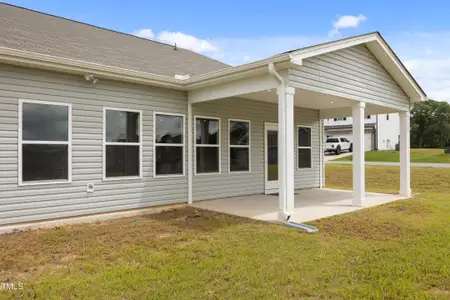 New construction Single-Family house 15 Bristow Ct, Four Oaks, NC 27524 - image