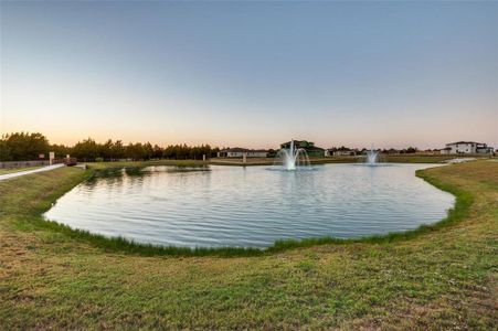 New construction Single-Family house 324 Whispering, Red Oak, TX 75154 null- photo 24 24