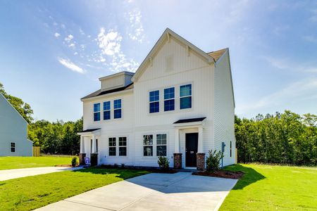 New construction Single-Family house 329 Channing Ct, Hopkins, SC 29061 plan Laurens - image