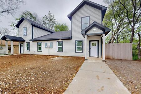 New construction Single-Family house 1213 Mill St, Unit A, Gainesville, TX 76240 null- photo 0