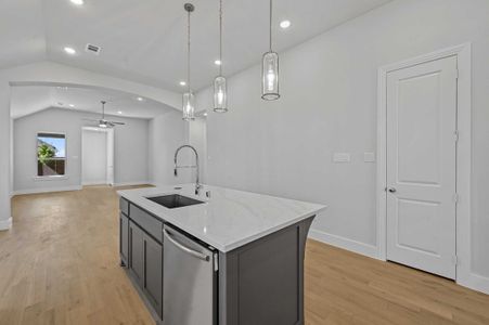 New construction Single-Family house Van Alstyne, TX 75009 plan Greyton - image 8