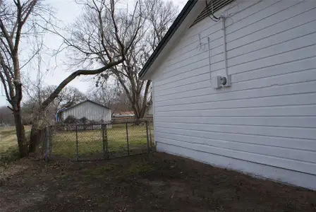 New construction Single-Family house 310 Bryan St, Weatherford, TX 76086 - image