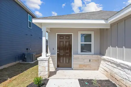 New construction Single-Family house 1023 Oriole Way, Marion, TX 78124 Taft- photo 2 2