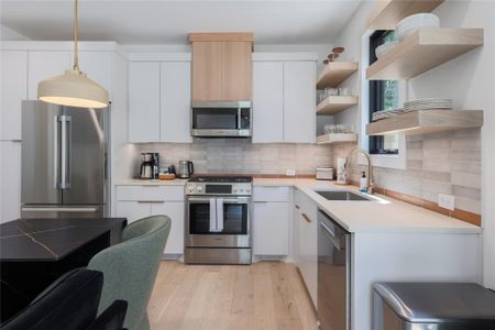 New construction Single-Family house 87 Chalmers Ave, Austin, TX 78702 - image 11