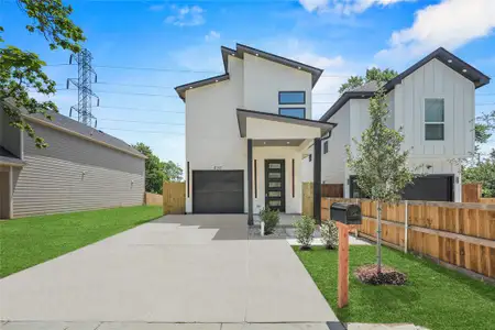 New construction Single-Family house 420 N Moore St, Dallas, TX 75203 null- photo 0