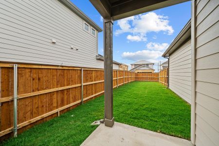 New construction Single-Family house 2008 Vanderscile Rd, Hutto, TX 78634 Carmichael 2- photo 11 11