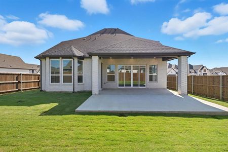 New construction Single-Family house 4220 Silver Spur Ct, Aubrey, TX 76227 plan Cambridge Plan - image