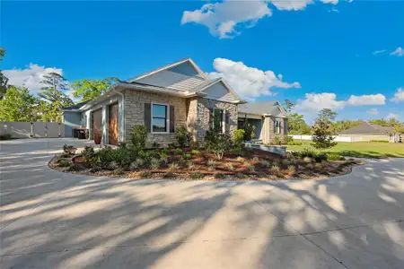 New construction Single-Family house 3955 Se 43Rd Cir, Ocala, FL 34480 - image