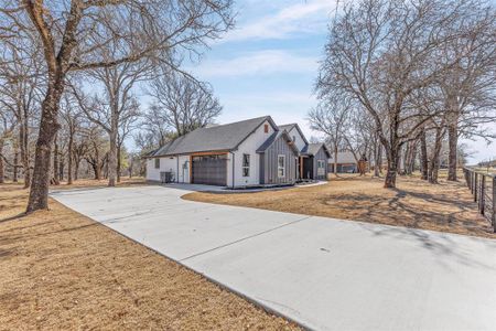 New construction Single-Family house 1767 J E Woody Rd, Springtown, TX 76082 null- photo 15 15