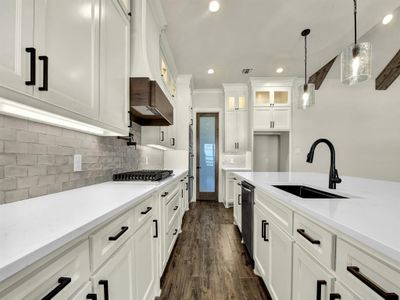 New construction Single-Family house 124 Desperado Wy, Weatherford, TX 76020 - image 14