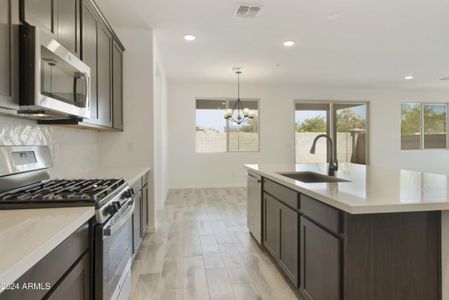 New construction Single-Family house 15656 W Mercer Lane, Surprise, AZ 85379 - photo 12 12