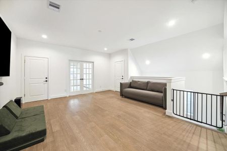 New construction Single-Family house 3506 Kensington Gardens Ln, Houston, TX 77055 null- photo 24 24