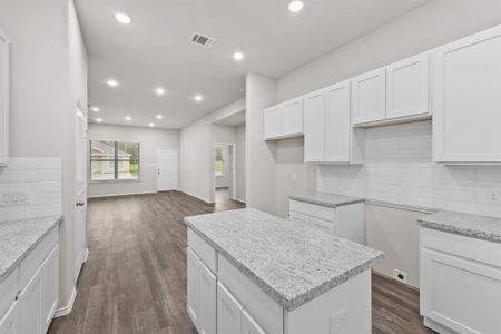 New construction Single-Family house 379 Byrd Dr, Lufkin, TX 75901 - image 6