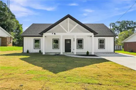 New construction Single-Family house 4 N Annie St, Newnan, GA 30263 - image