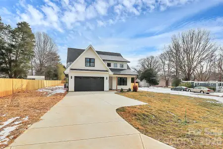 New construction Single-Family house 127 Hazelton Lp, Mooresville, NC 28117 - image