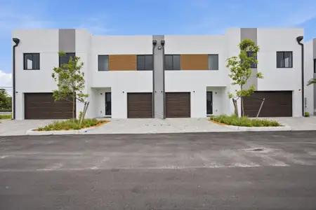 New construction Townhouse house 111 Nw 15Th Ct, Pompano Beach, FL 33060 - image