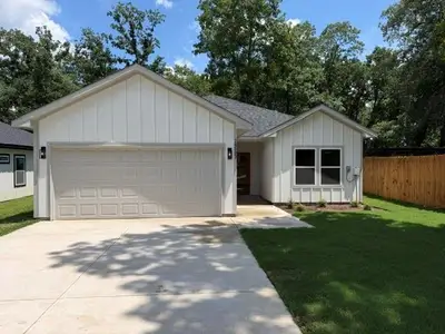 New construction Single-Family house 14583 Cherokee Ln, Log Cabin, TX 75148 - image