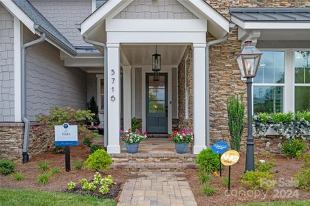 New construction Single-Family house 5716 Heirloom Crossing Court, Charlotte, NC 28270 - photo 2 2